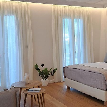 Verani Suites Lefkas Town Lefkáda エクステリア 写真