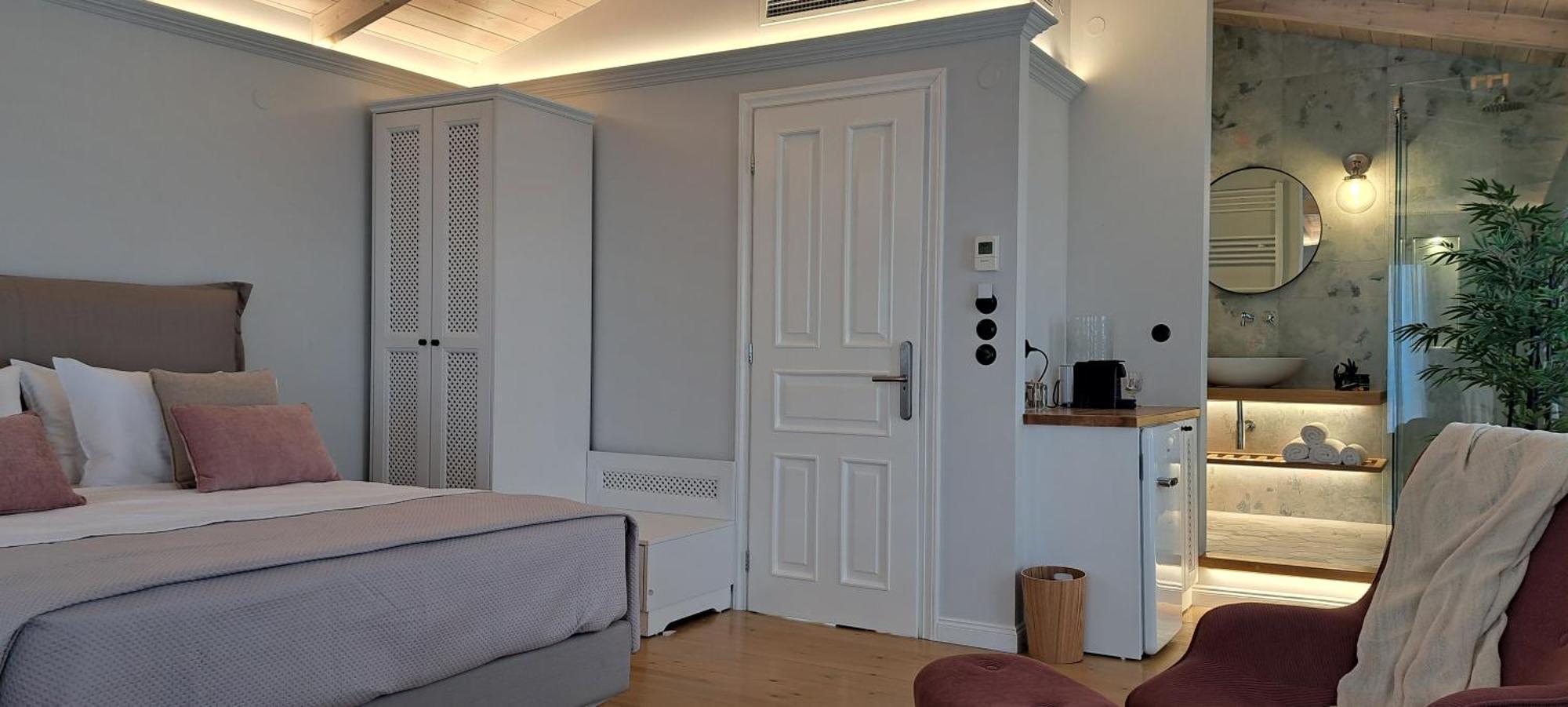 Verani Suites Lefkas Town Lefkáda エクステリア 写真