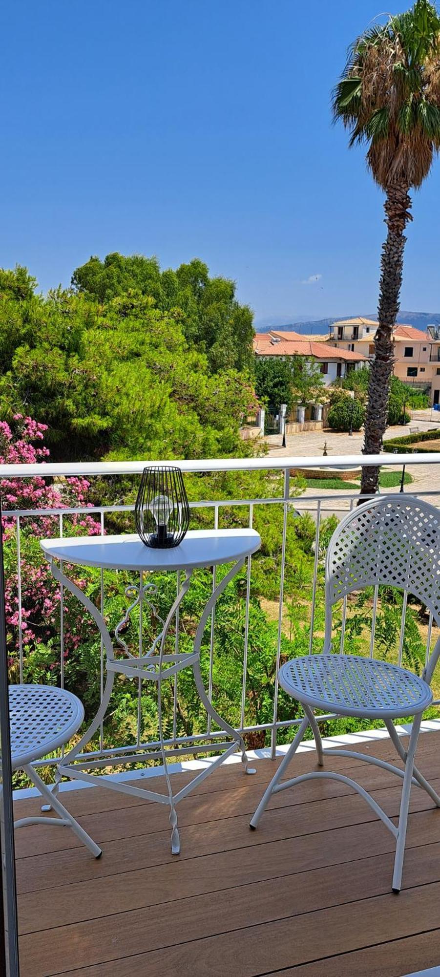 Verani Suites Lefkas Town Lefkáda エクステリア 写真